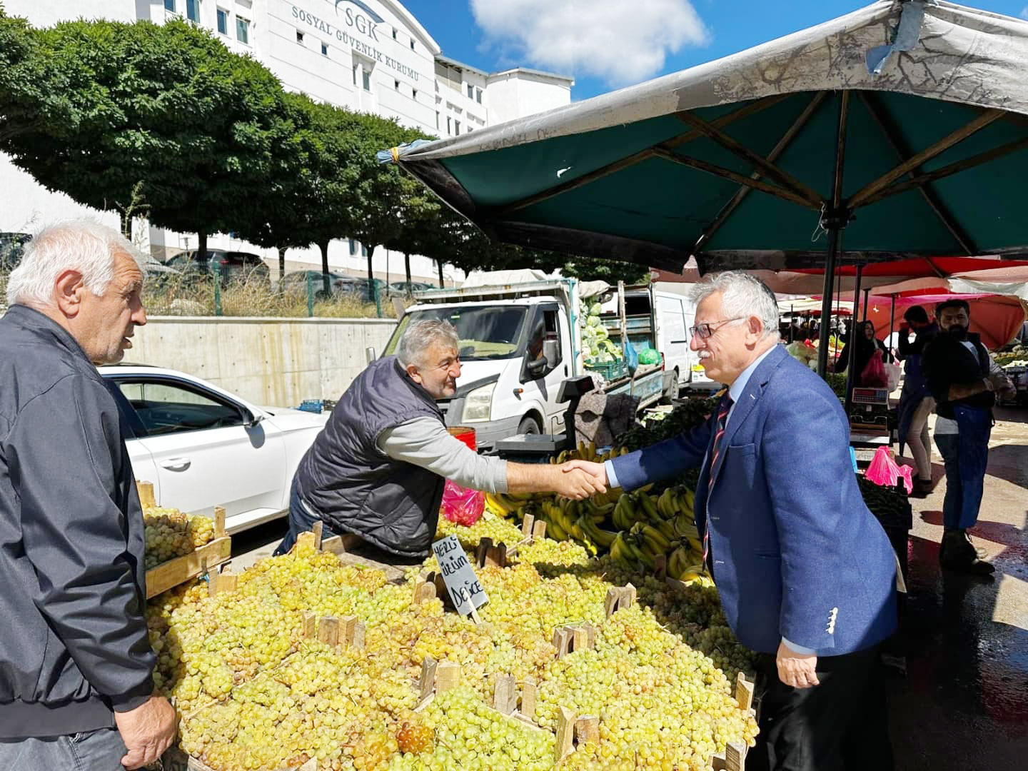 Kazım Arslan Pazar (3)